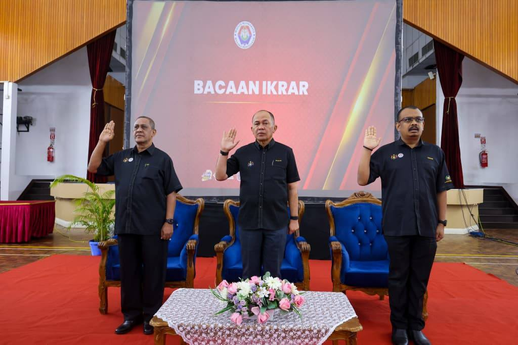 13 1perhimpunan