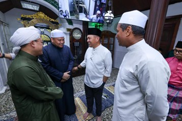 sesi solat jumaat mbmb bersama komuniti